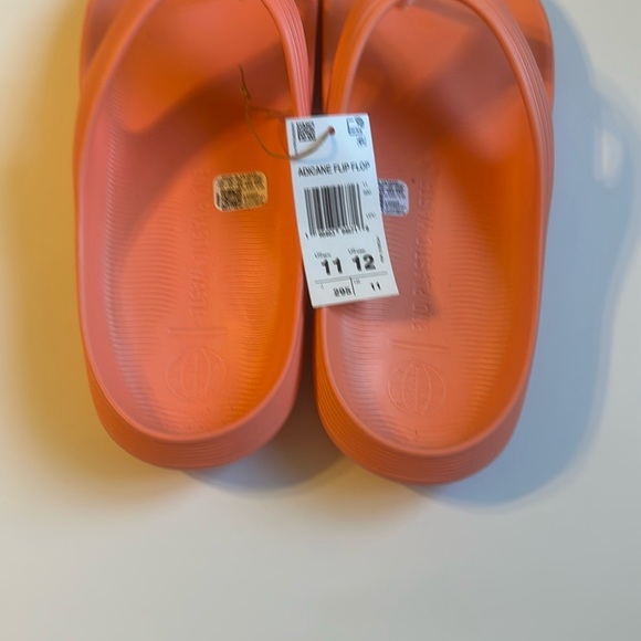 Adidas Orange Sandals Lightweight Slip-On - Picture 2 of 6